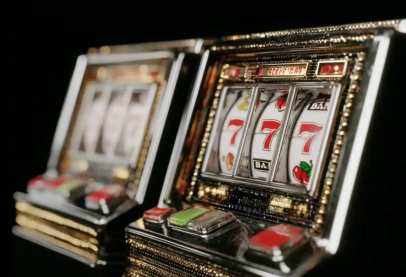 what is a low volatility slot machine